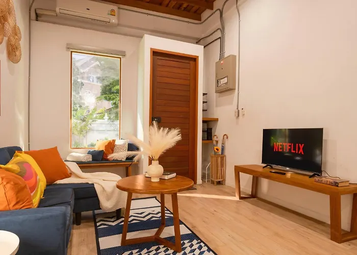 Soulful Stay-hidden Thai-mediterranean Retreat. * 방콕