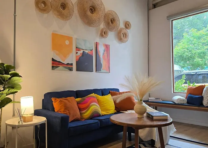 Soulful Stay-hidden Thai-mediterranean Retreat. 펜션