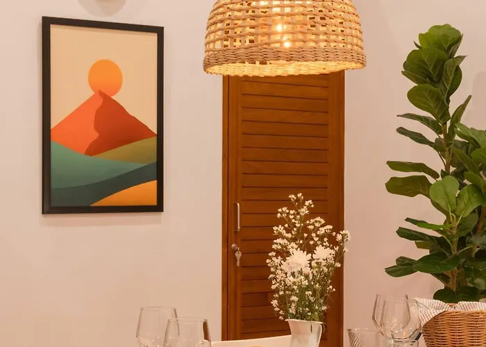 Soulful Stay-hidden Thai-mediterranean Retreat. 방콕